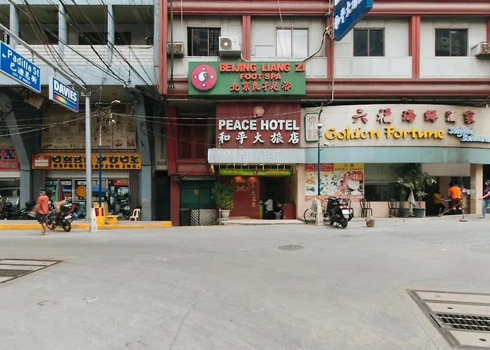Hotel Peace By Reddoorz *