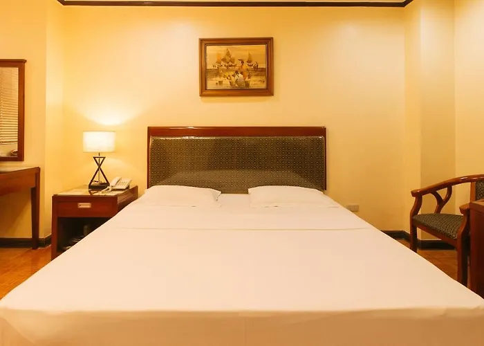 Hotel Peace By Reddoorz